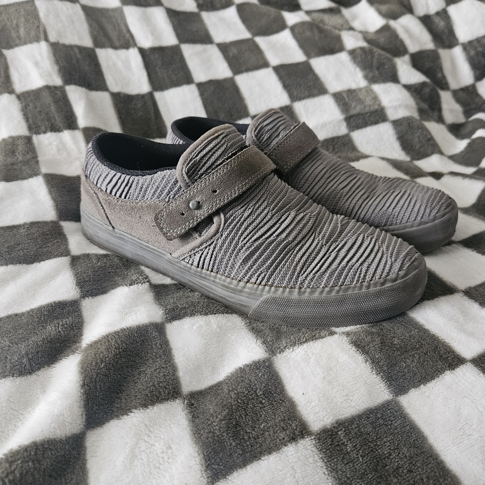 Supra Grey Slip On Skate Shoe - Picture 3 of 7